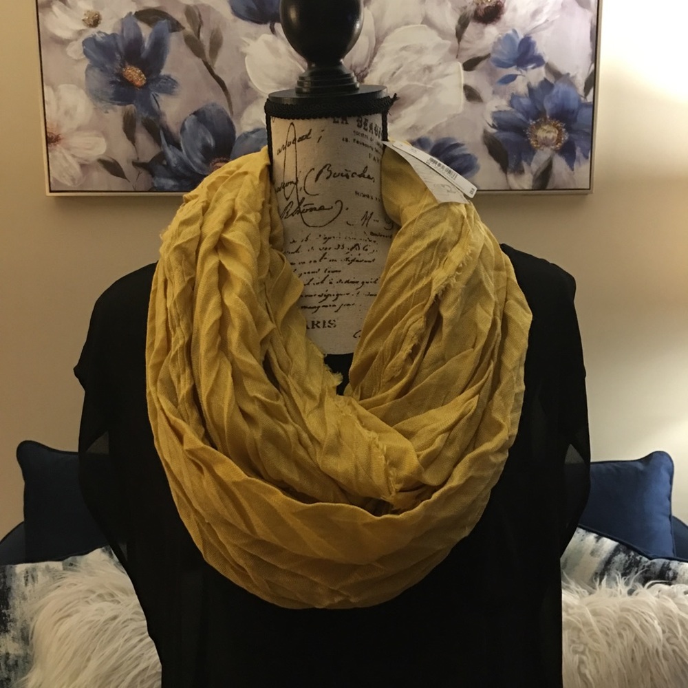🌹NewDirectionsChevronPleatedInfinityLoopScarves - Picture 2 of 8